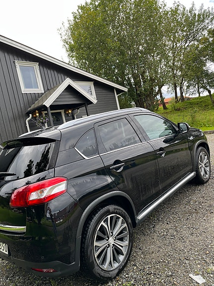 Peugeot 4008 5 of 25