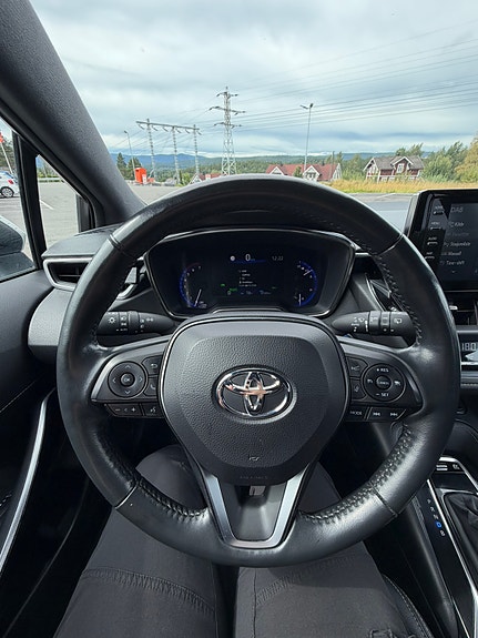 Toyota Corolla 21 of 26