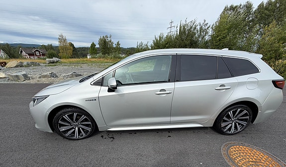 Toyota Corolla 4 of 26