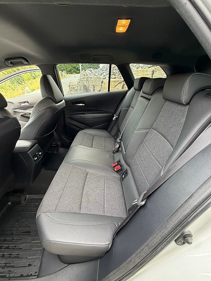 Toyota Corolla 13 of 26