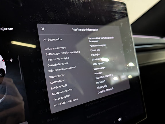 Tesla Model Y 16 of 23