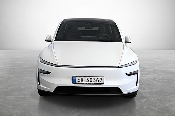 Tesla Model Y 2 of 23