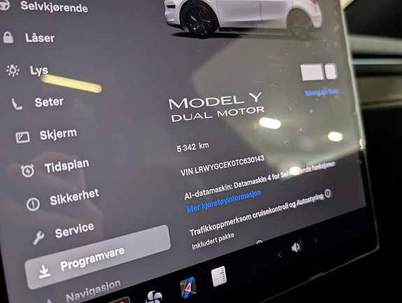 Tesla Model Y 15 of 23
