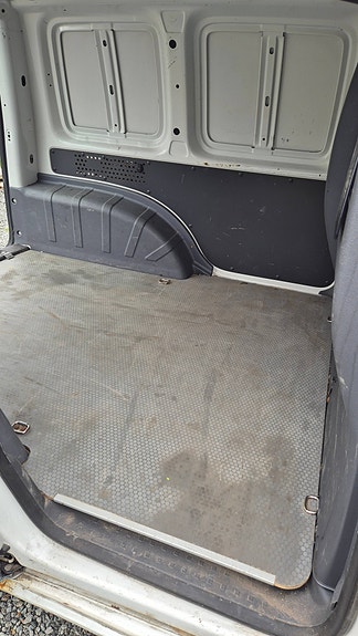 Volkswagen Caddy 9 of 10