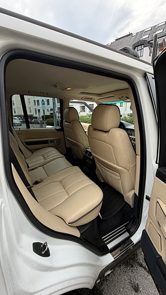 Land Rover Range Rover 11 of 14