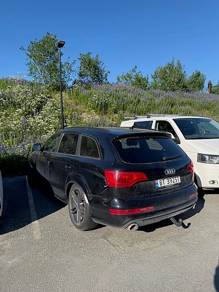 Audi Q7 5 of 9