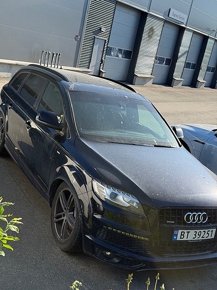 Audi Q7 7 of 9