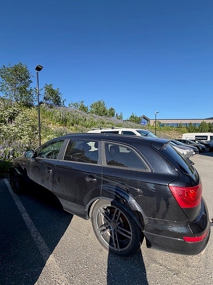 Audi Q7 6 of 9
