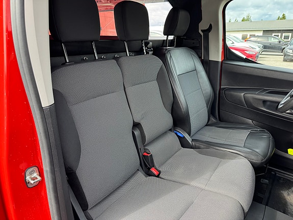 Opel Combo-e 12 of 19