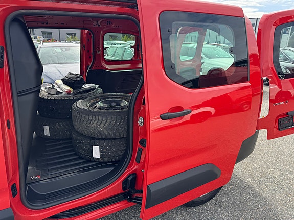 Opel Combo-e 14 of 19