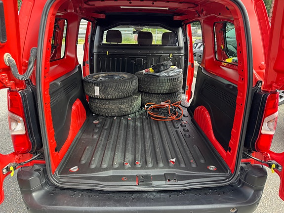 Opel Combo-e 13 of 19