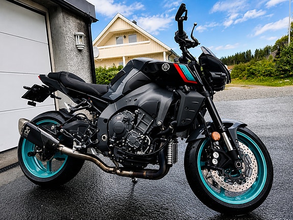 Yamaha MT-10 4 of 8