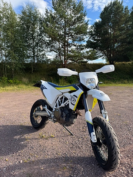 Husqvarna FE 701 20 of 30