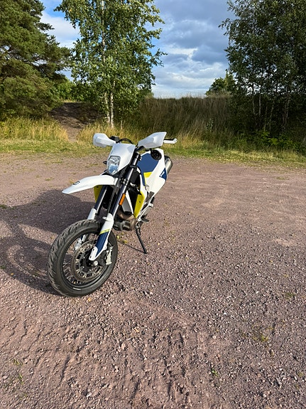 Husqvarna FE 701 12 of 30