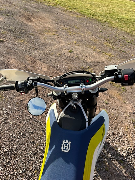 Husqvarna FE 701 27 of 30