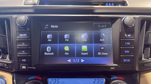 Toyota RAV4 23 of 30