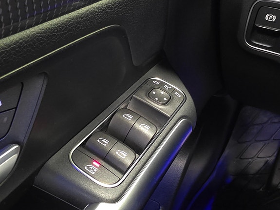 Mercedes-Benz EQA250 15 of 30