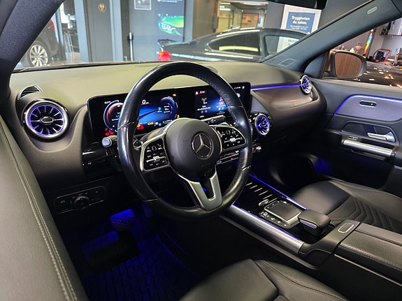 Mercedes-Benz EQA250 7 of 30