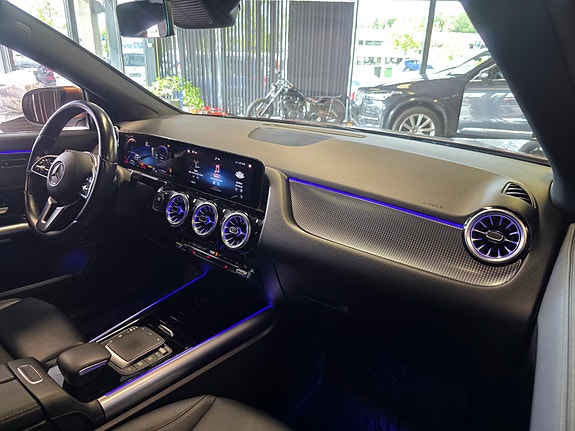 Mercedes-Benz EQA250 8 of 30
