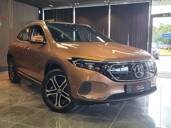 Mercedes-Benz EQA250 3 of 30