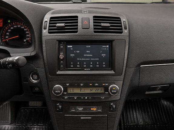 Toyota Avensis 13 of 17