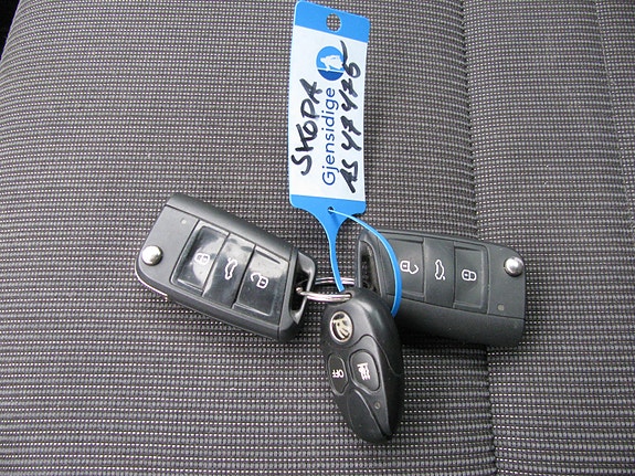 Skoda Octavia 23 of 23