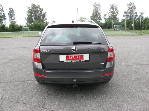 Skoda Octavia 6 of 23