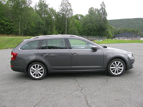 Skoda Octavia 4 of 23