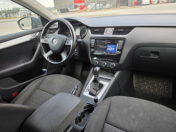 Skoda Octavia 9 of 18