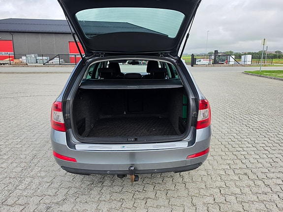 Skoda Octavia 8 of 18