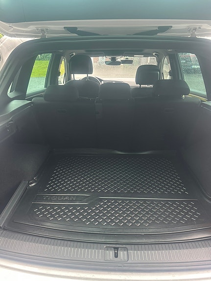 Volkswagen Tiguan 18 of 30