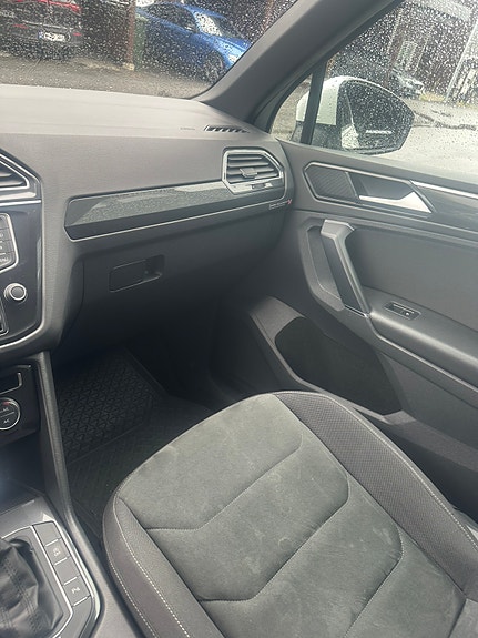 Volkswagen Tiguan 15 of 30