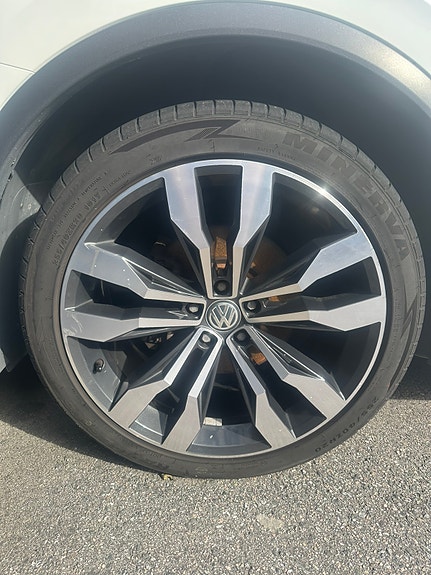 Volkswagen Tiguan 26 of 30
