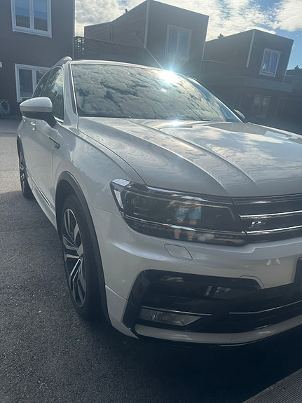 Volkswagen Tiguan 19 of 30