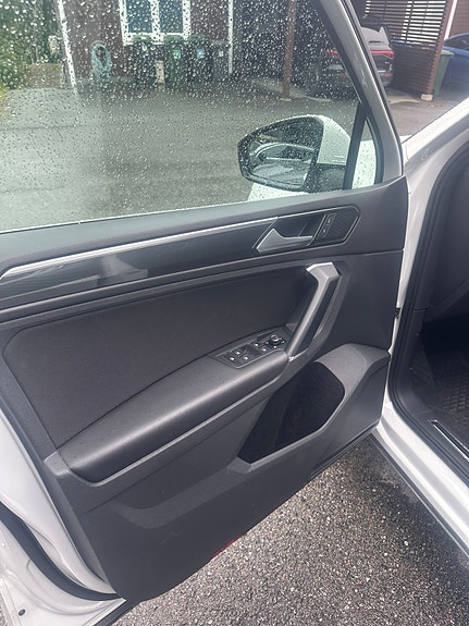 Volkswagen Tiguan 17 of 30