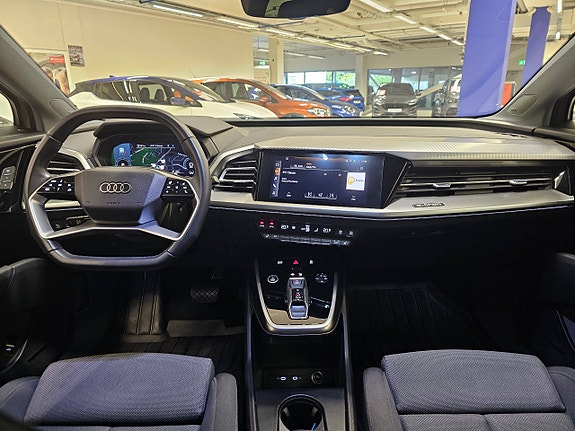 Audi Q4 e-tron 12 of 30