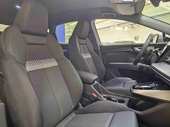 Audi Q4 e-tron 14 of 30