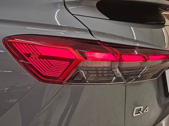 Audi Q4 e-tron 8 of 30
