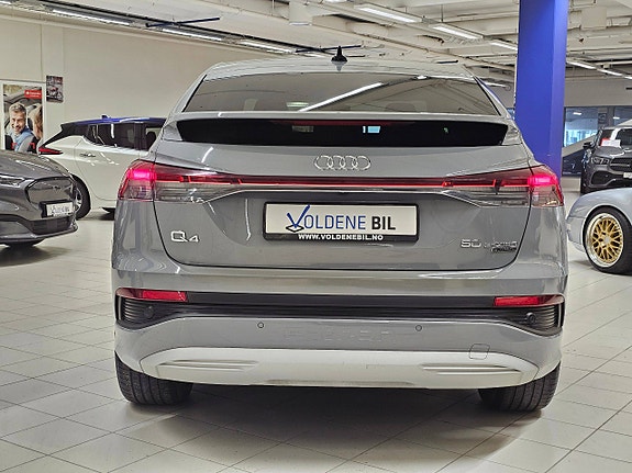 Audi Q4 e-tron 6 of 30