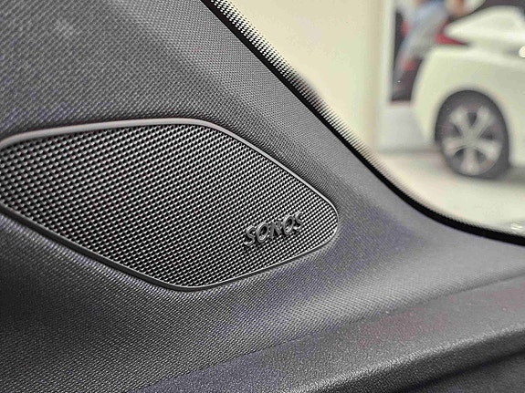 Audi Q4 e-tron 15 of 30