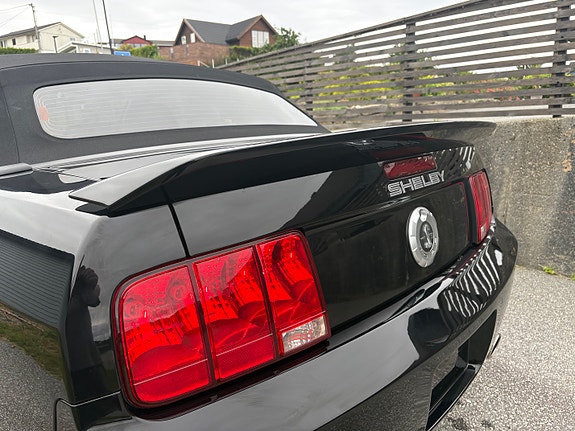 Ford Mustang 7 of 30