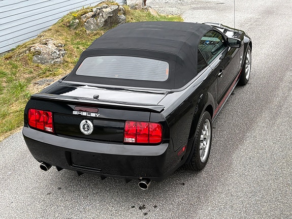 Ford Mustang 6 of 30