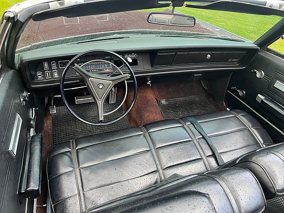 Chrysler Newport 18 of 18