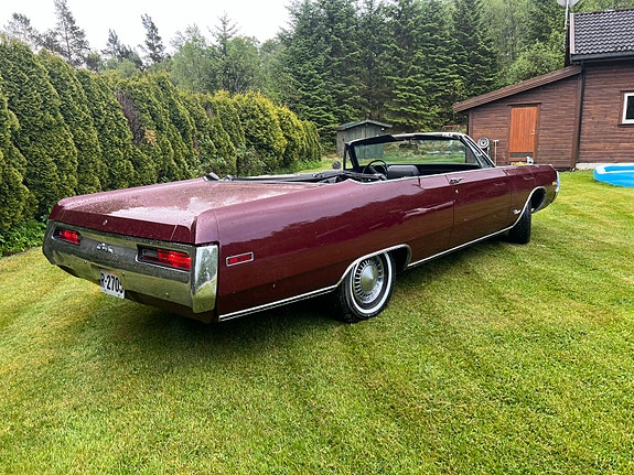 Chrysler Newport 13 of 18