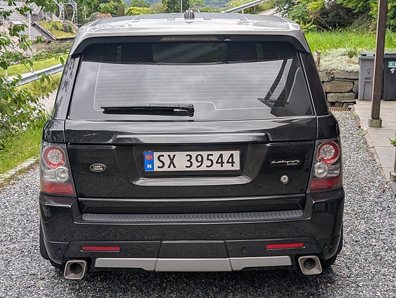 Land Rover Range Rover Sport 14 of 28