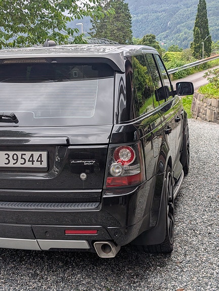 Land Rover Range Rover Sport 12 of 28