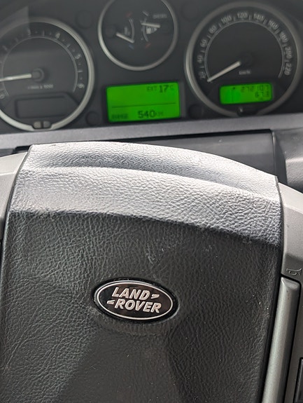 Land Rover Range Rover Sport 26 of 28