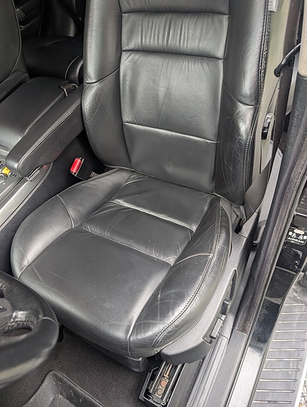 Land Rover Range Rover Sport 17 of 28