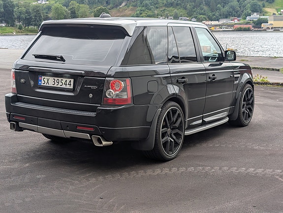 Land Rover Range Rover Sport 7 of 28