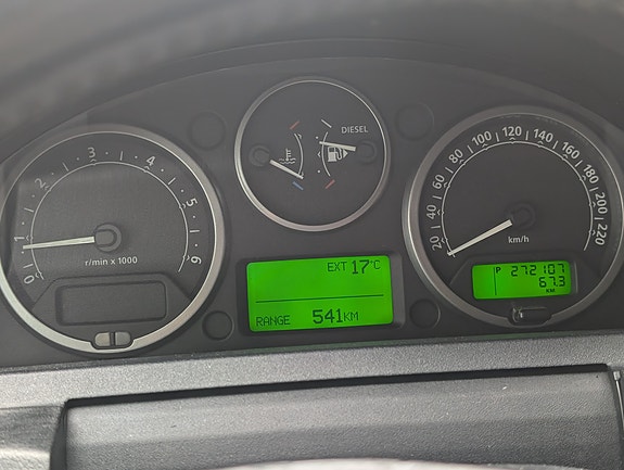 Land Rover Range Rover Sport 27 of 28